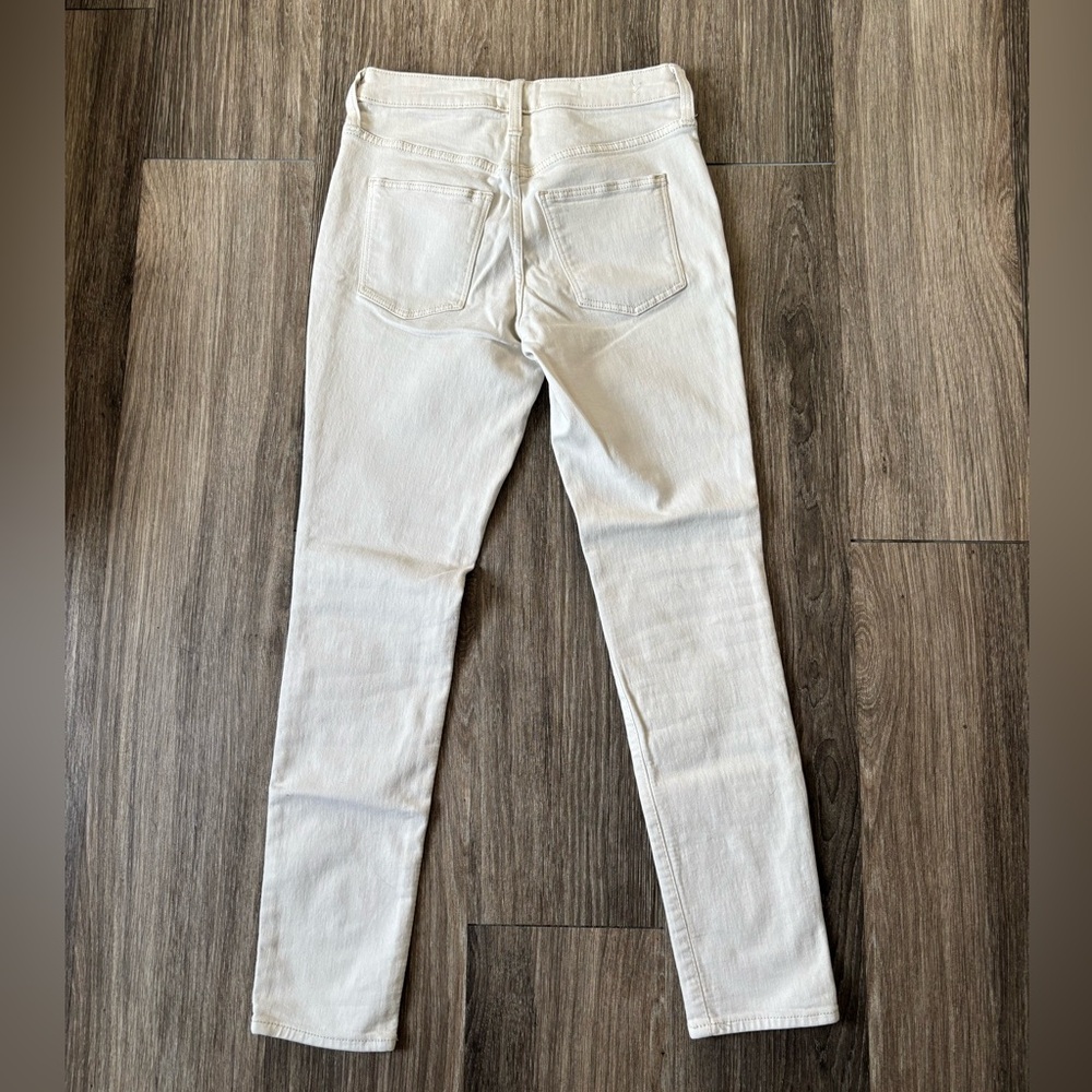 Universal Thread High Rise White Jeans - Picture 2 of 3